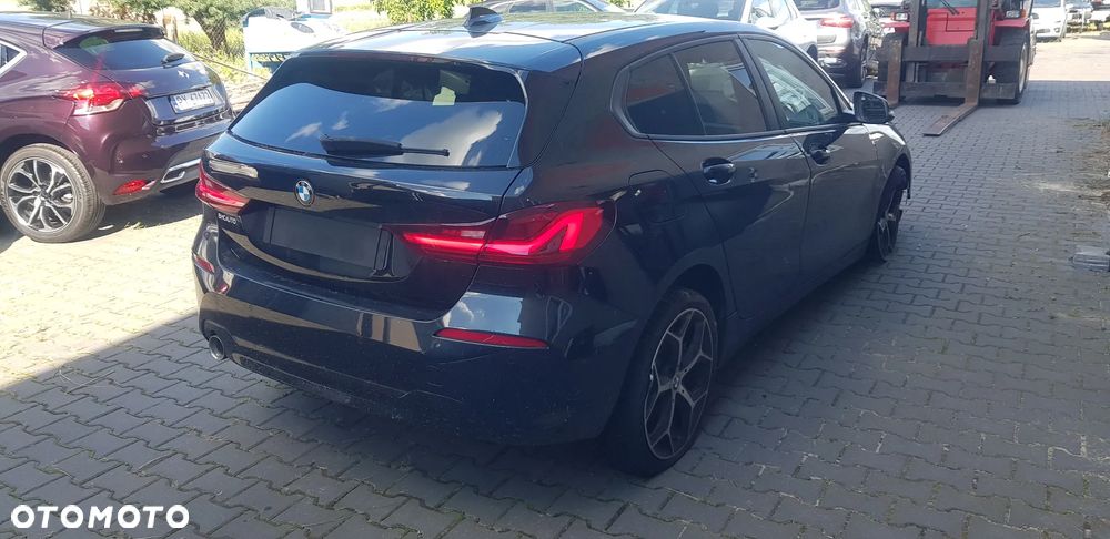 BMW Seria 1 116d Sport Line Shadow - 9