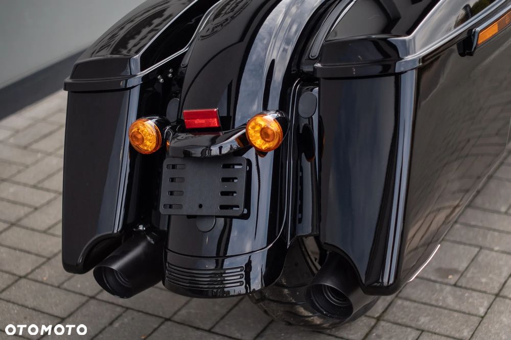 Harley-Davidson Touring Road King - 18