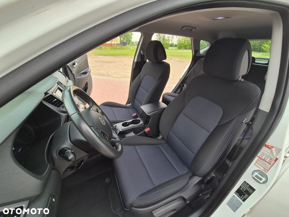Hyundai Tucson 1.7 CRDI BlueDrive Comfort 2WD - 20