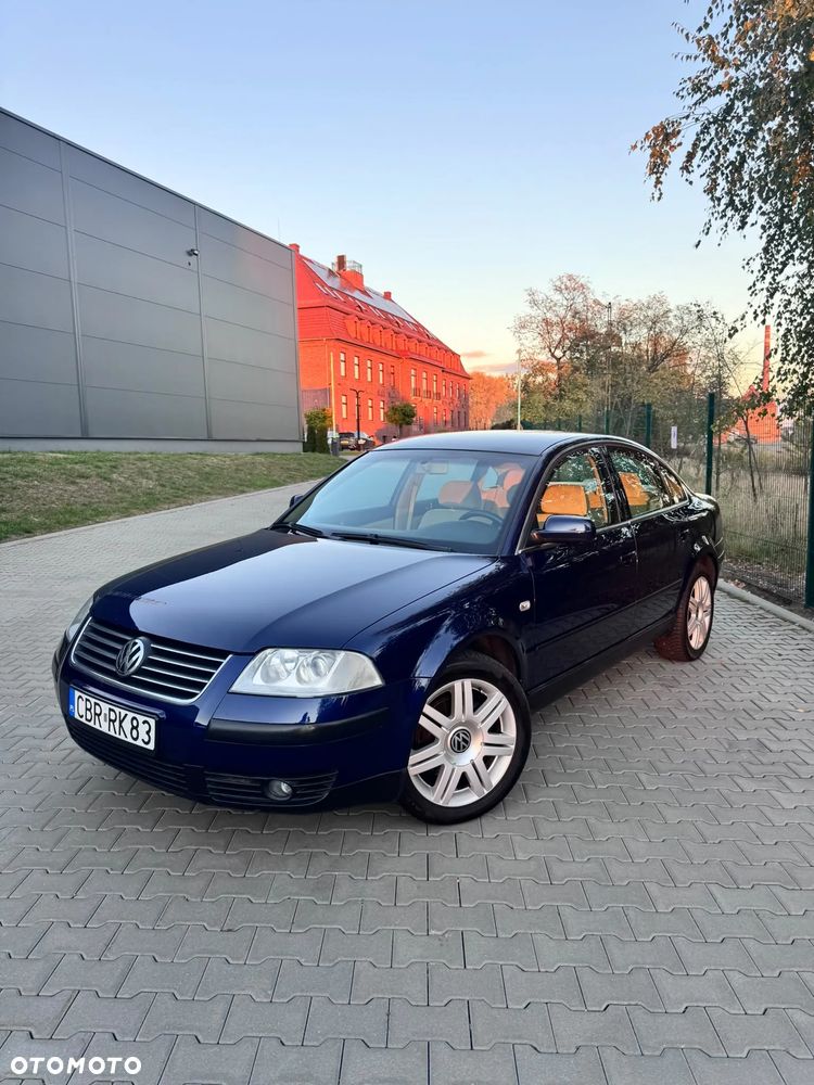 Volkswagen Passat - 5