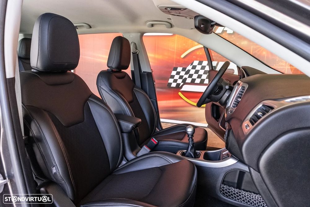 Jeep Compass 1.6 M-Jet Longitude - 24