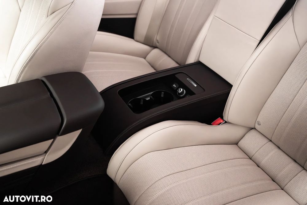 Bentley Continental V8 - 31