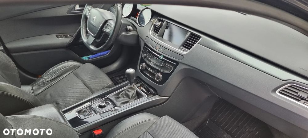 Peugeot 508 1.6 T Business Line - 12