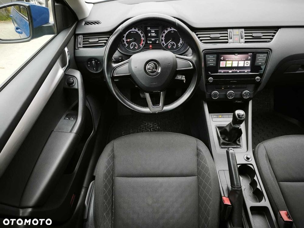 Skoda Octavia 1.6 TDI SCR Active - 6