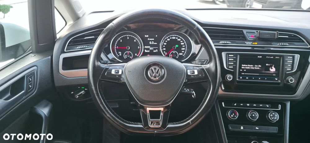 Volkswagen Touran 2.0 TDI BMT Active DSG - 31