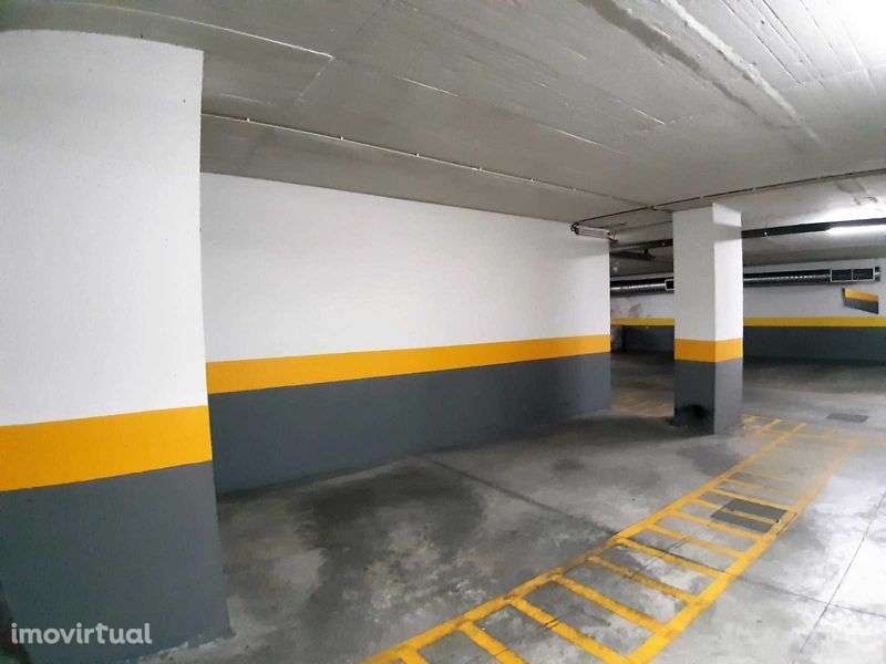 Garagem coberta em Avenidas Novas - Grande imagem: 5/5