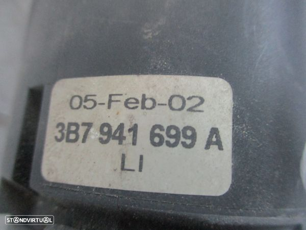 Farol Nevoeiro Esq Volkswagen Passat Variant (3B5) - 4