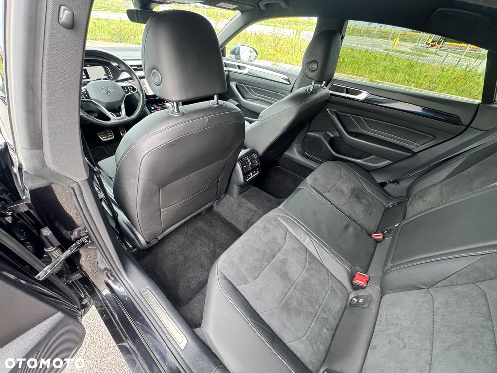 Volkswagen Arteon 2.0 TSI DSG R-Line - 36