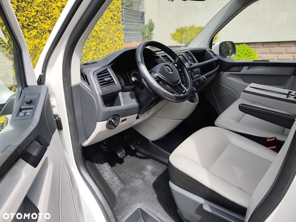 Volkswagen Caravelle 2.0 TDI L2 Comfortline - 7