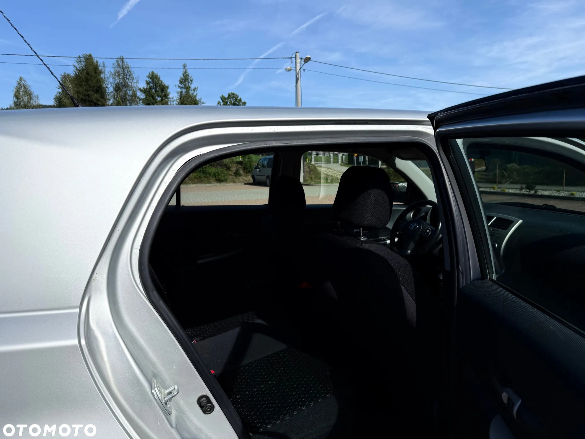 Toyota Urban Cruiser 1.4 D-4D 4x4 - 12