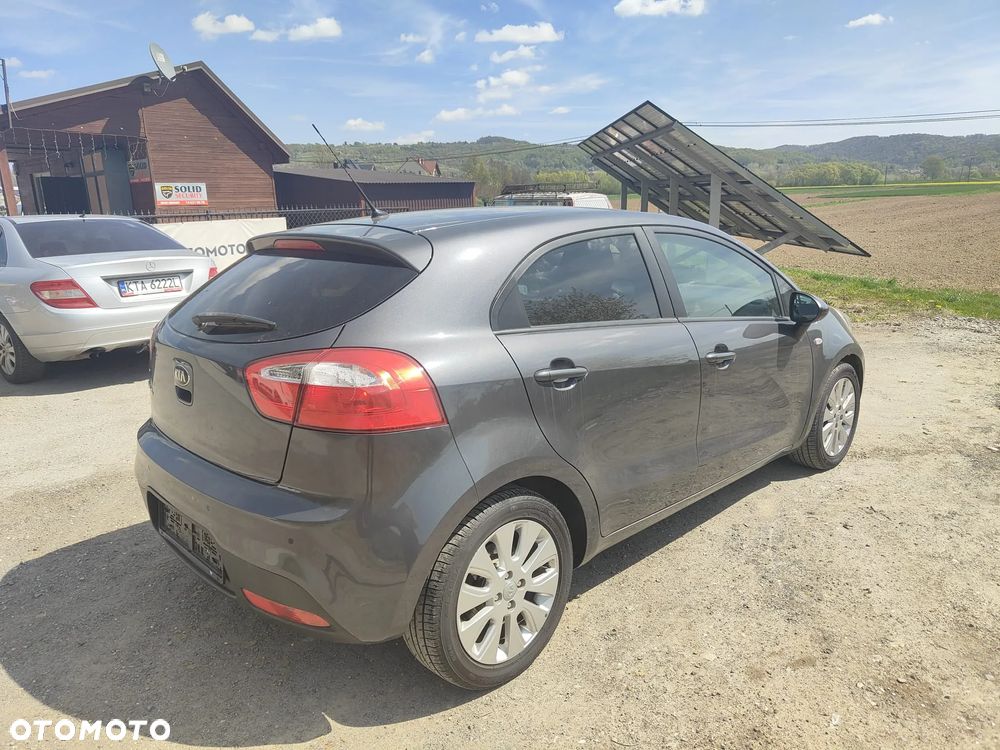 Kia Rio 1.2 Dream Team Edition - 20