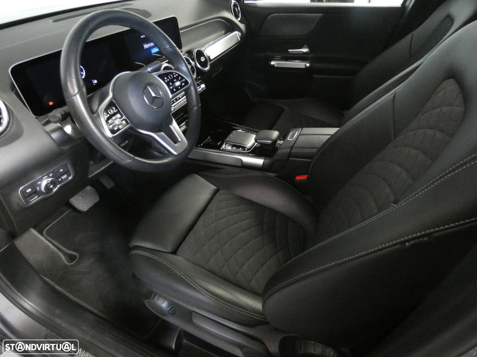 Mercedes-Benz GLB 180 d Progressive - 15