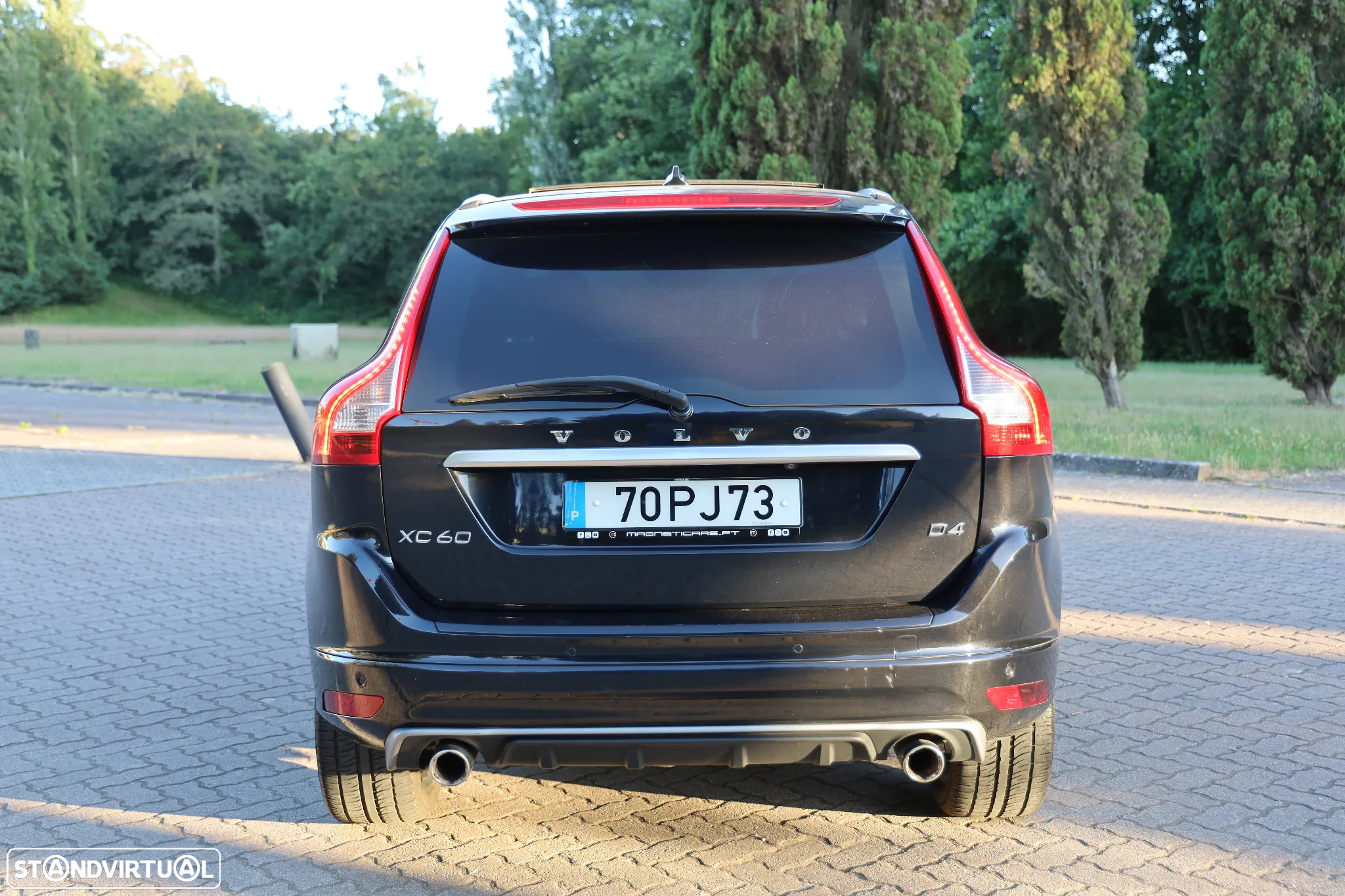 Volvo XC 60 2.0 D4 R-Design Geartronic - 10