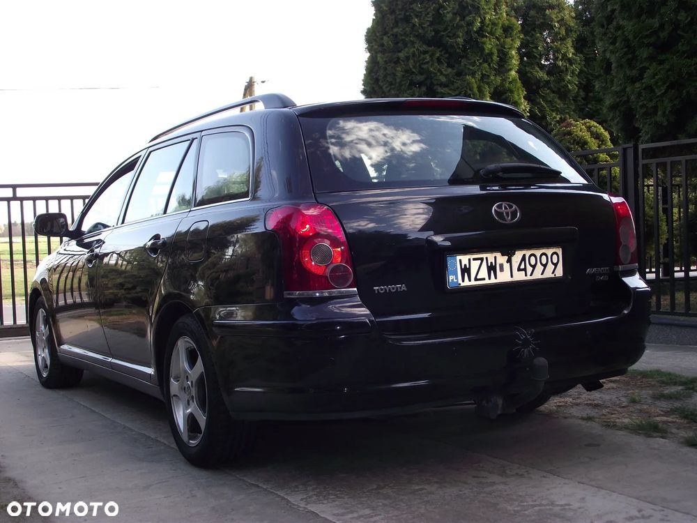 Toyota Avensis 2.0 D-4D Edition - 15