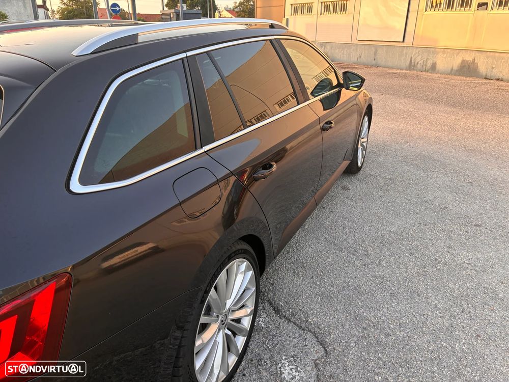 Skoda Superb Break 2.0 TDI Style DSG - 2