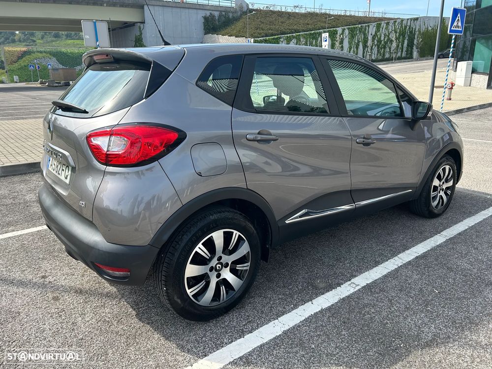 Renault Captur ENERGY dCi 90 EDC Dynamique - 4