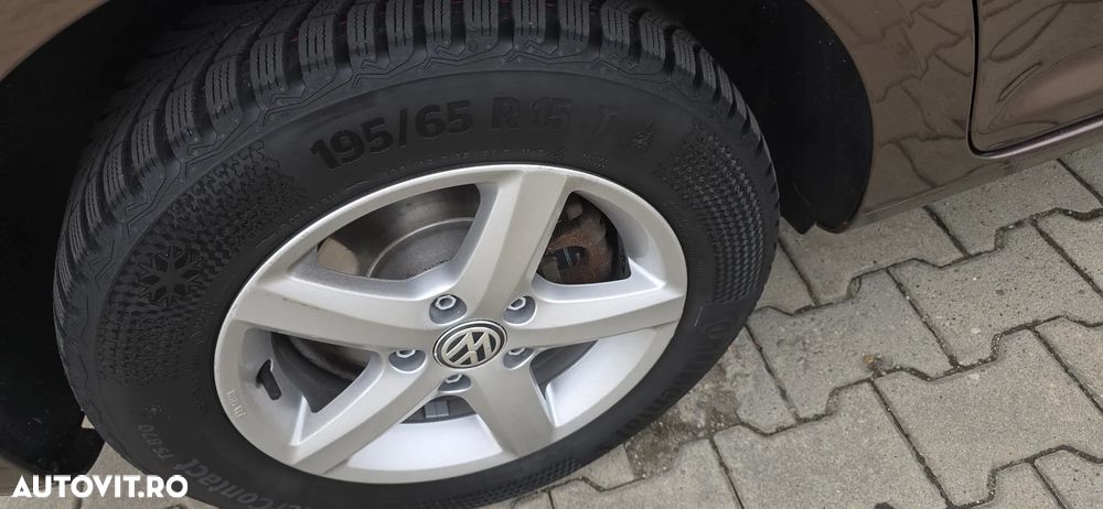 Volkswagen Touran 1.6 TDI SCR BlueMotion Technology Comfortline - 24