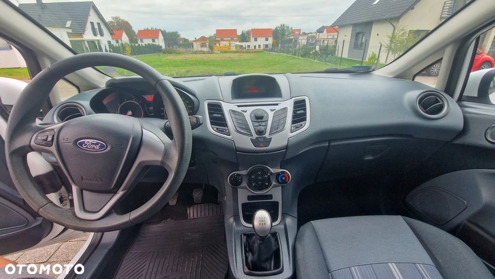Ford Fiesta 1.25 Ambiente - 11