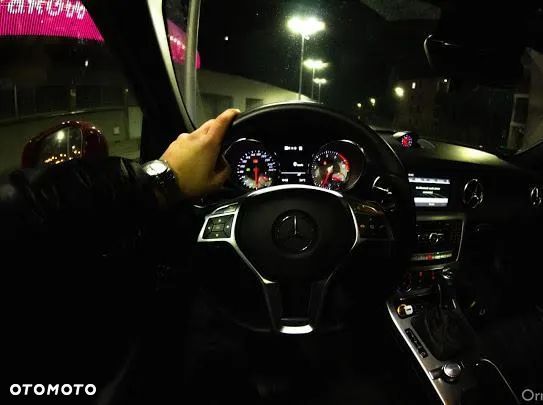 Mercedes-Benz SLK 250 CGI - 11