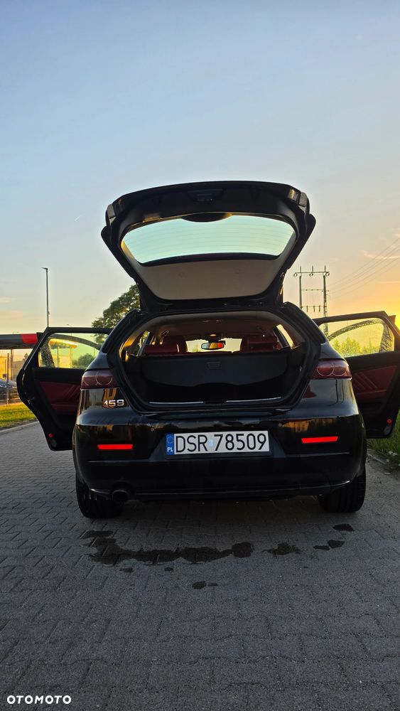 Alfa Romeo 159 Sportwagon 1.9JTDM Q-Distinctive - 16