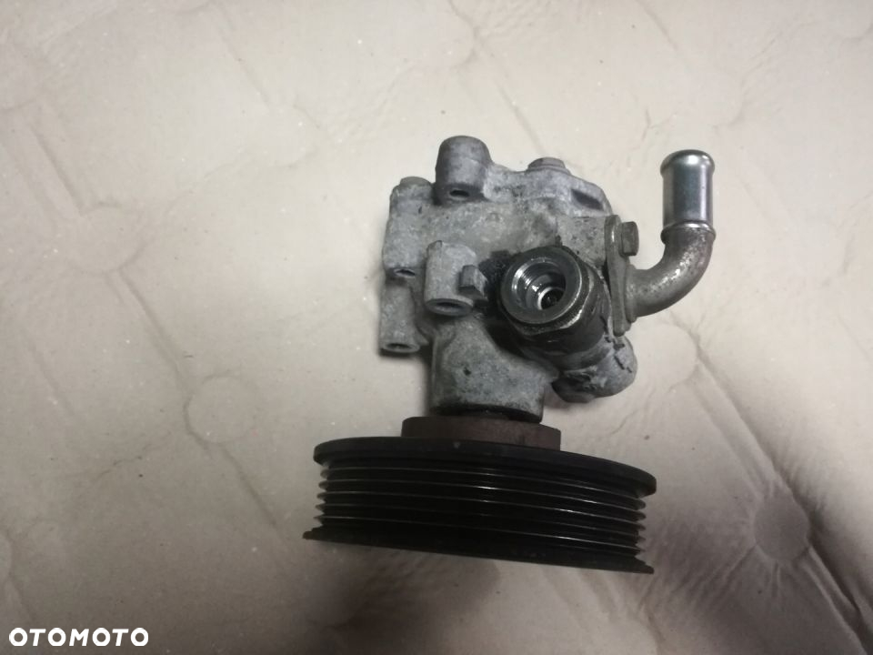Pompa wspomagania A3 Golf IV Bora Skoda 1.6 16V - 2