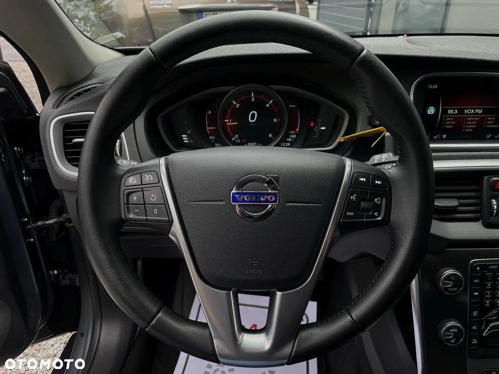 Volvo V40 Cross Country D3 Momentum - 20