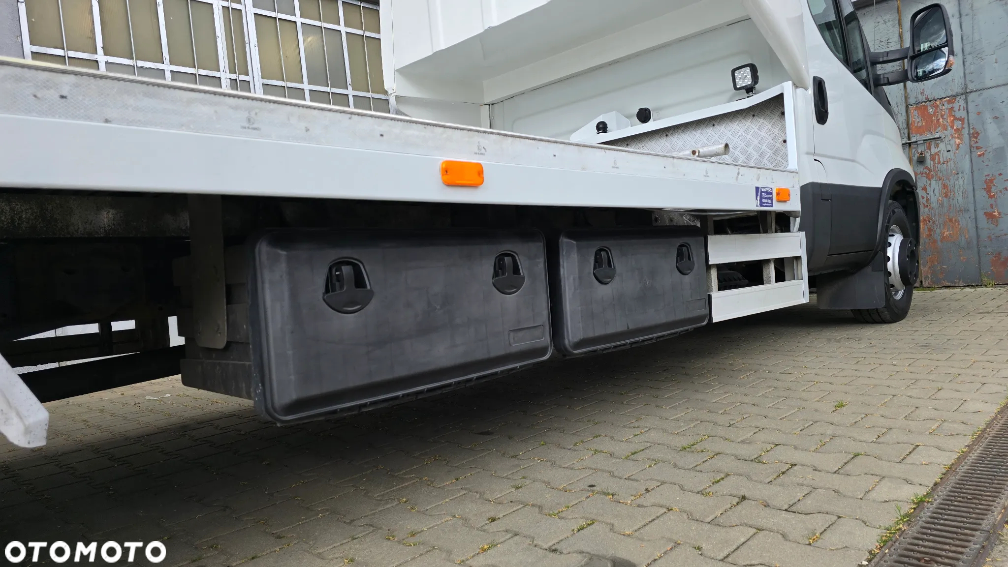 Iveco Daily 70 C 18 - 15