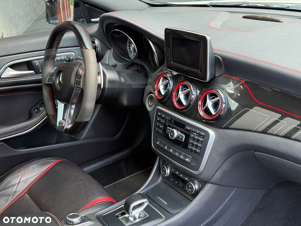 Mercedes-Benz CLA 45 AMG 4-Matic - 19