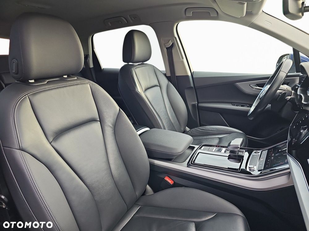 Audi Q7 - 24