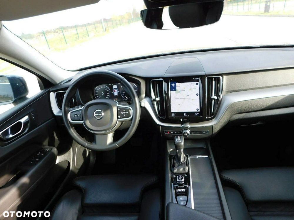 Volvo XC 60 D4 Momentum Pro - 14