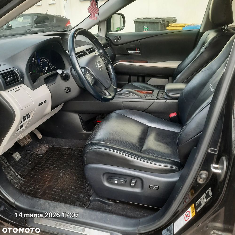 Lexus RX - 14