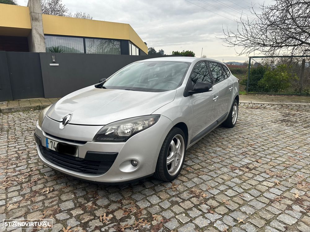 Renault Mégane Break 1.5 dCi Dynamique - 1