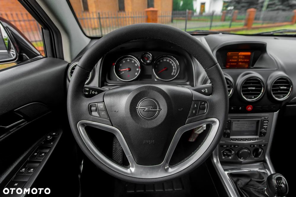 Opel Antara 2.4 4x4 Cosmo - 24