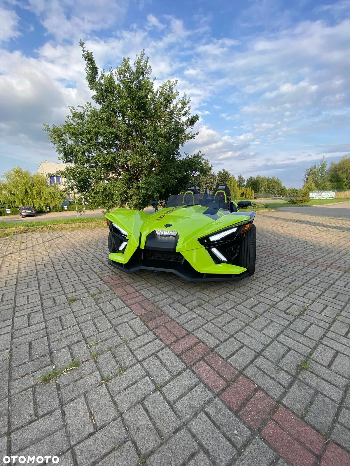 Polaris Inny - 3