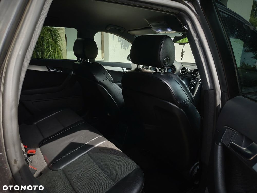 Audi A3 Sportback 2.0 TDI DPF Ambiente - 10