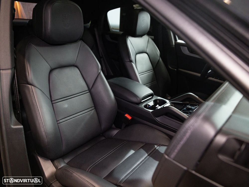 Porsche Cayenne Coupé S E-Hybrid - 39