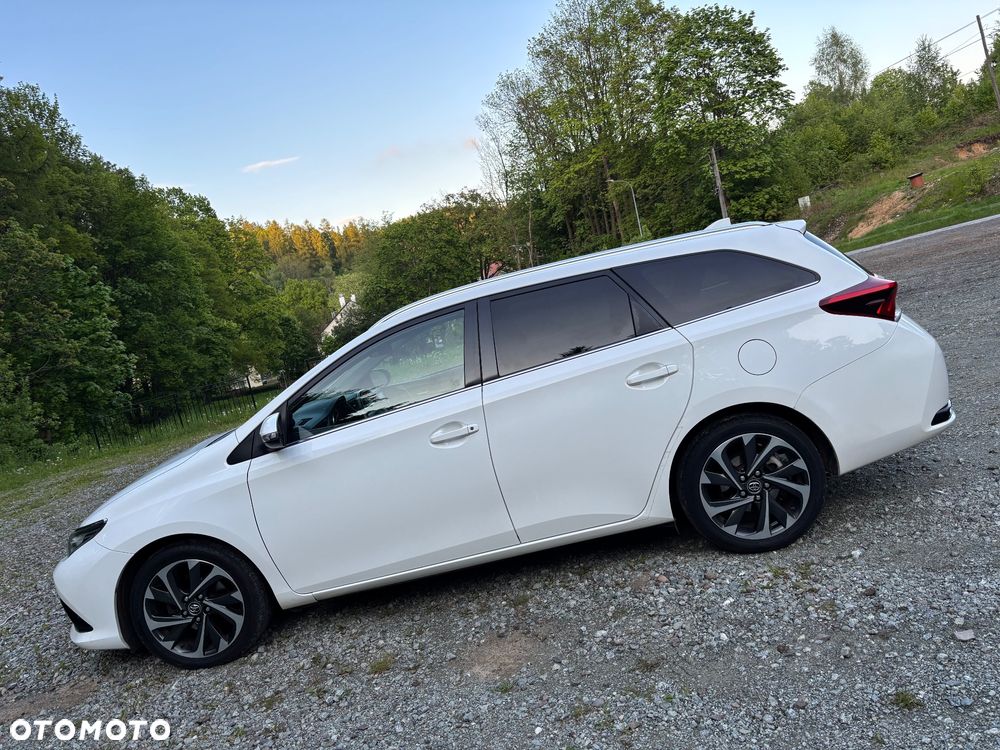 Toyota Auris 1.6 D-4D Edition-S - 16