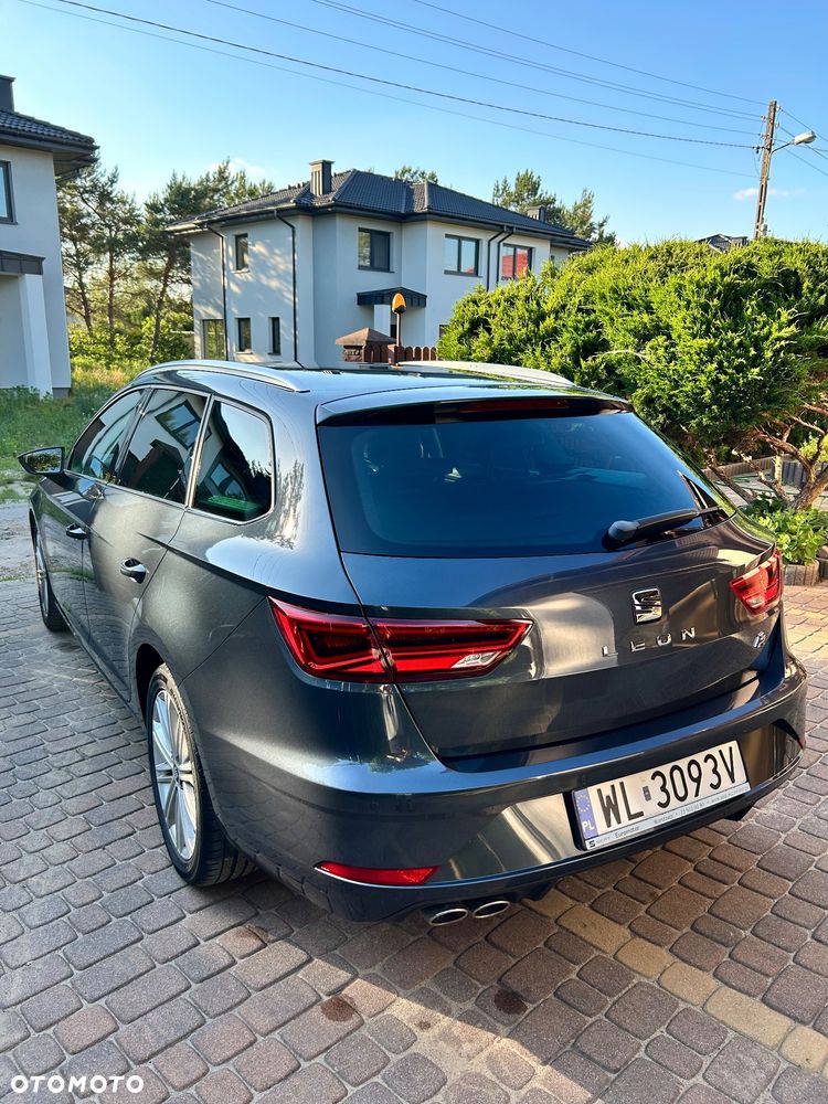 Seat Leon 1.5 eTSI Xcellence DSG - 5