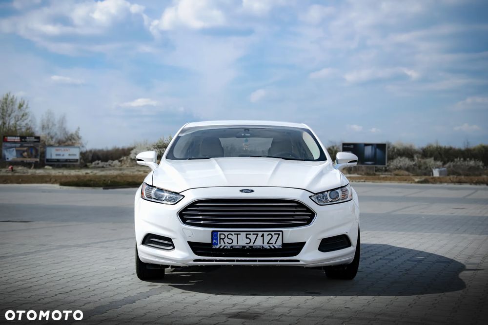 Ford Fusion - 5