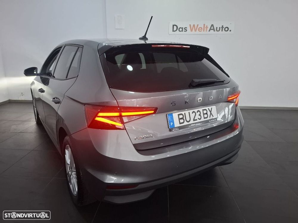 Skoda Fabia 1.0 TSI Selection DSG - 9