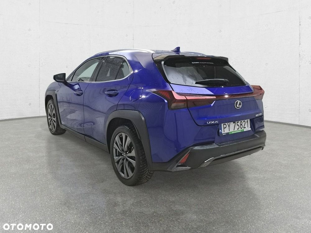 Lexus UX - 6