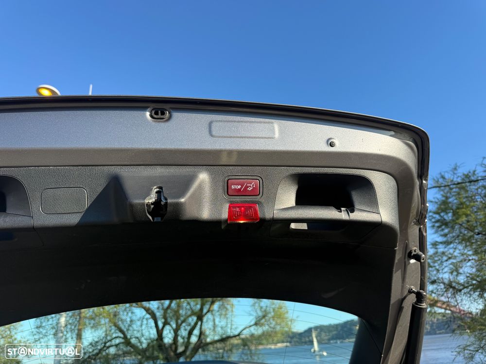 Mercedes-Benz CLA 180 d Shooting Brake Progressive - 25