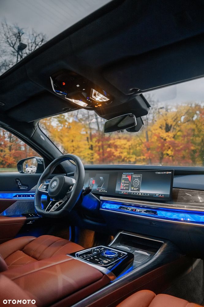 BMW Seria 7 M760e PHEV xDrive sport - 3