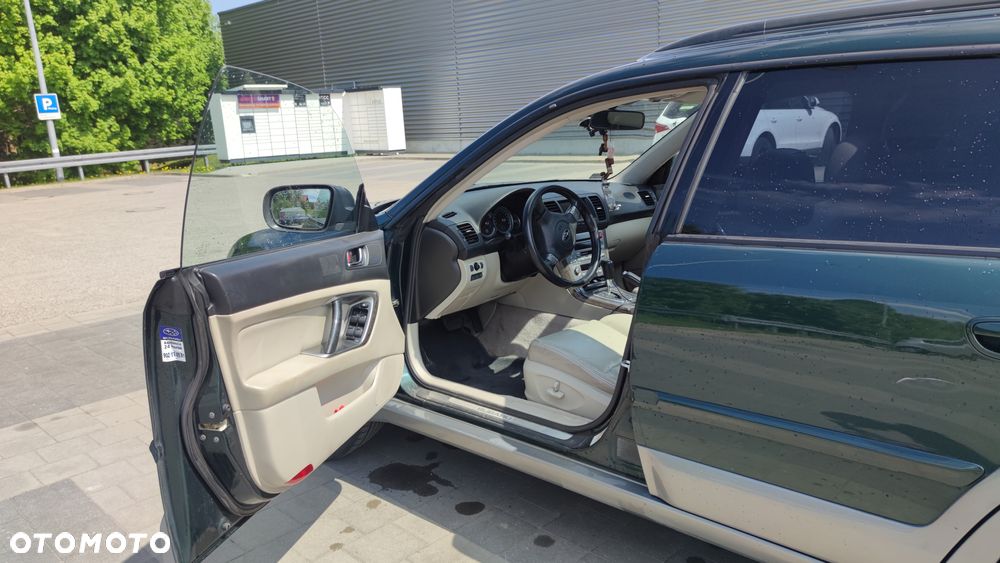 Subaru Outback 3.0R Automatik - 9