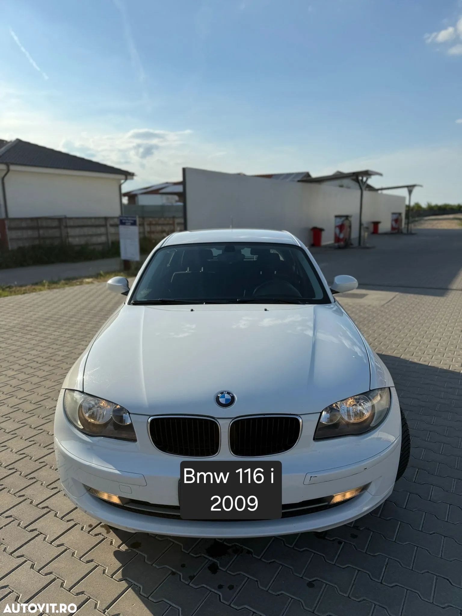BMW Seria 1 116i - 1