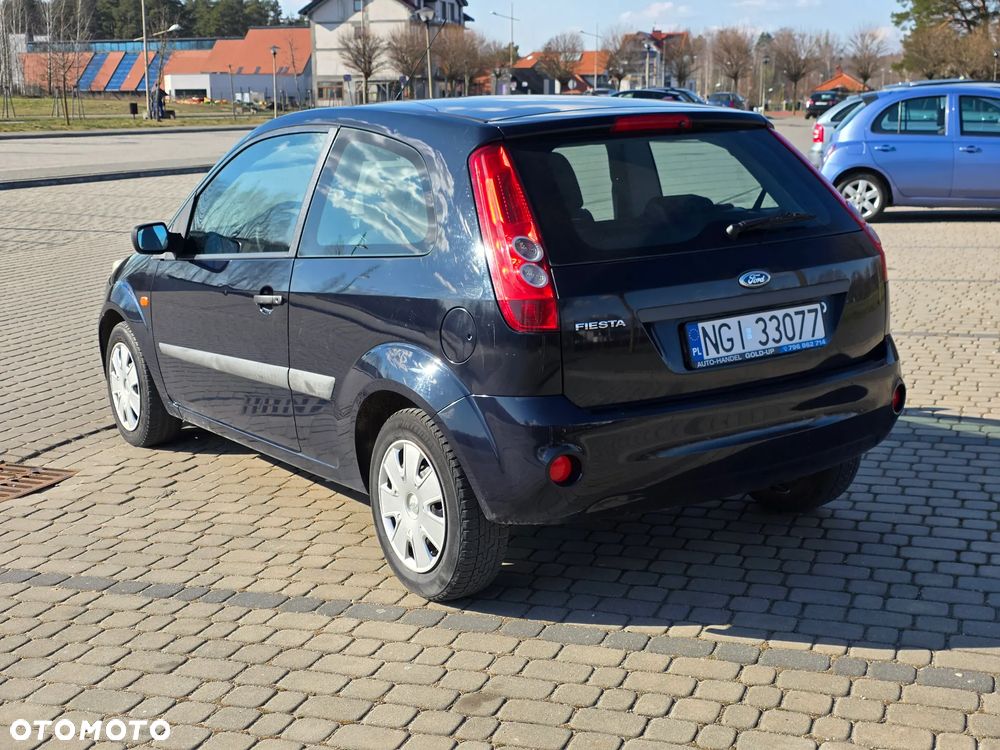 Ford Fiesta - 7