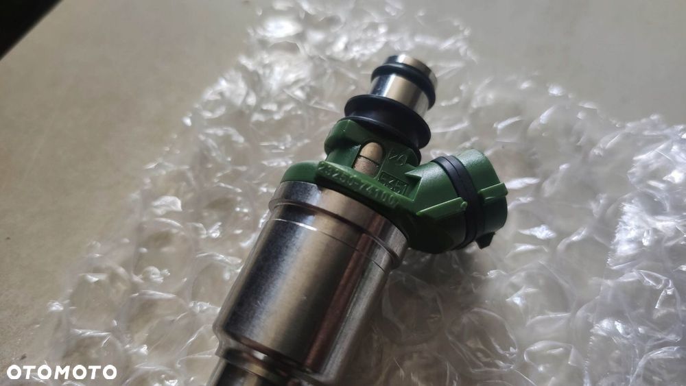 WTRYSKI RAV4 MR2 CALICA 2.0 23250-74100 OD RĘKI - 3