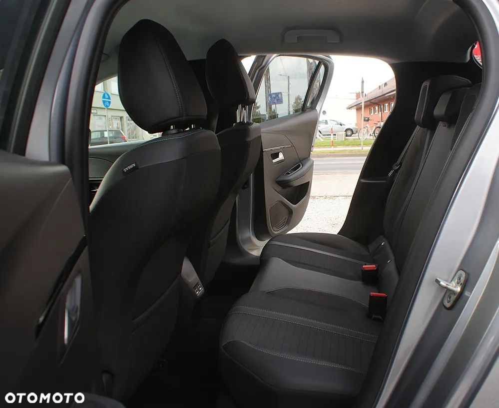 Peugeot 208 1.2 PureTech Allure S&S EAT8 - 18