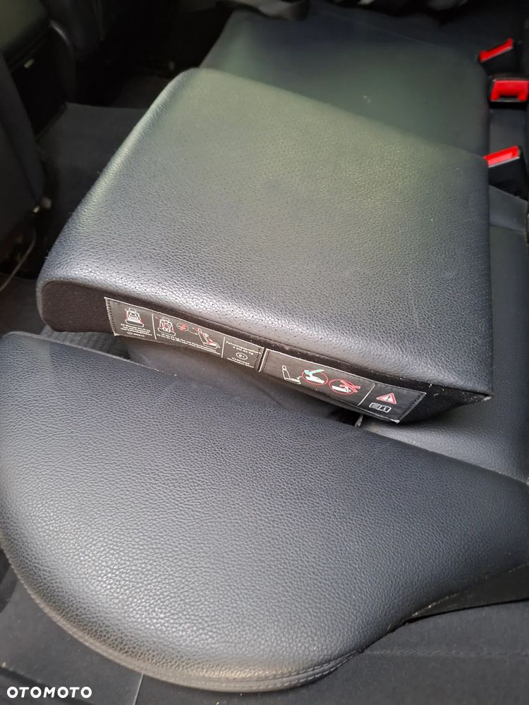 Mercedes-Benz Klasa E 200 CGI BlueEFFICIENCY Automatik - 5