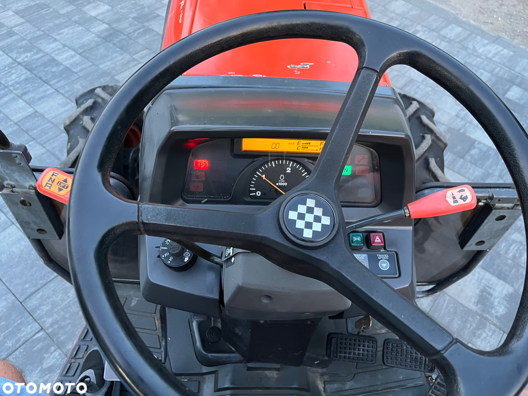 Kubota L3830 - 13